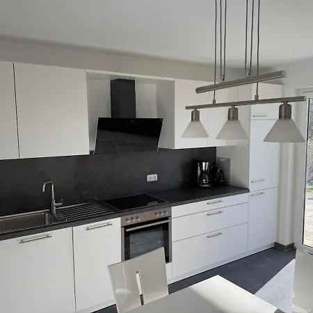 Apartment Tolle In