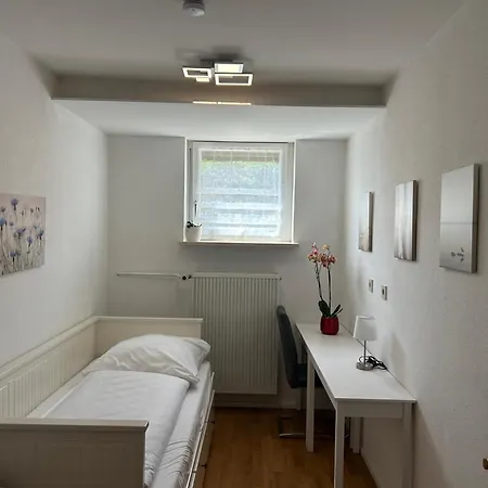 Tolle In Apartment *